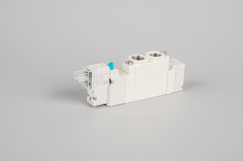 Solenoïde klep met een laag stroomverbruik