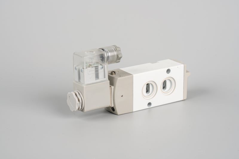Pilootbewerkte solenoïde klep